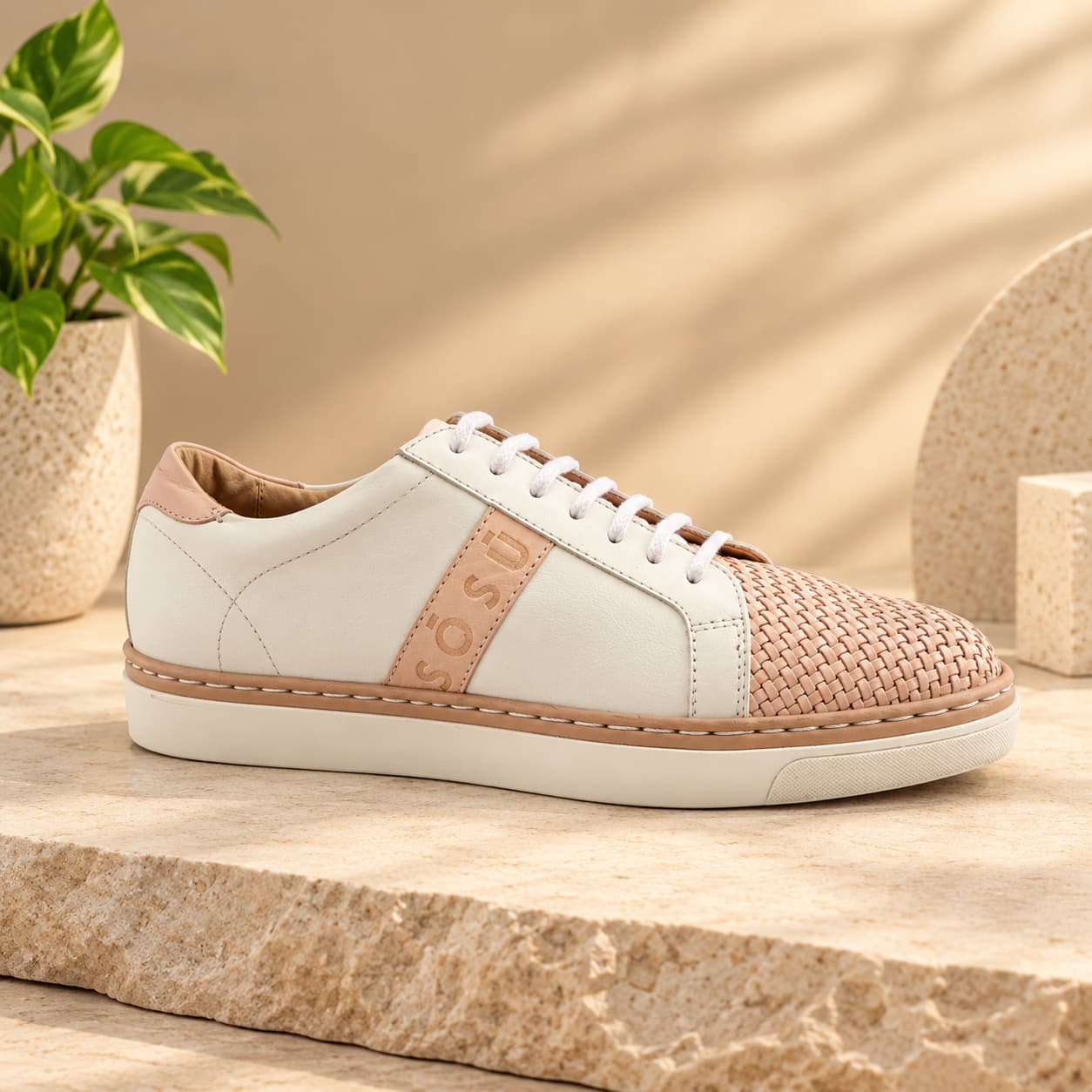 Ladies leather footwear